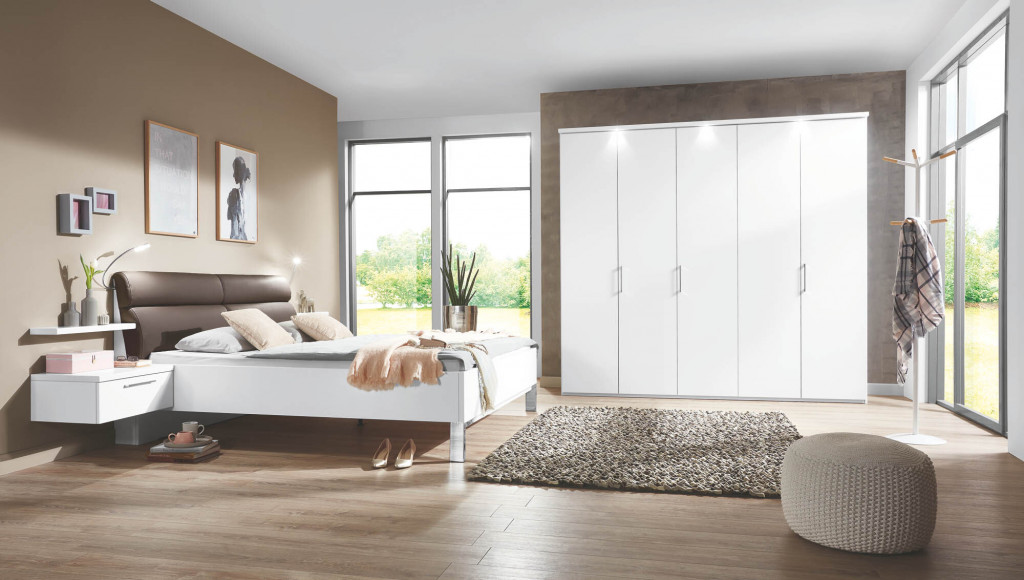 Drehtürenschrank